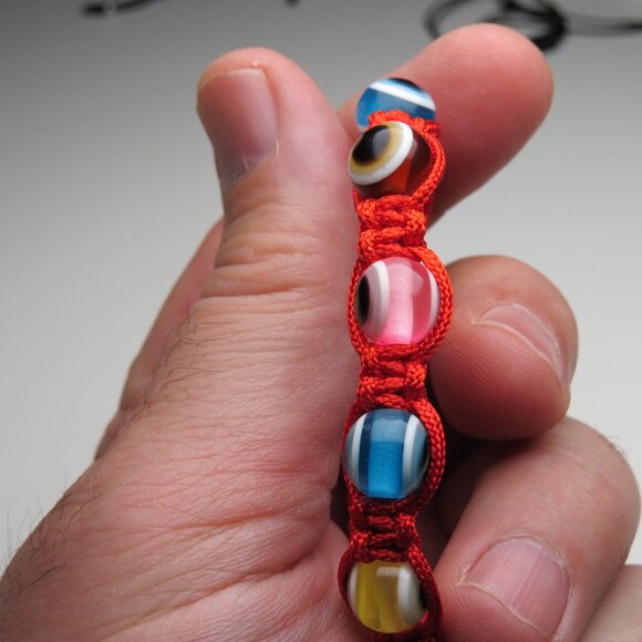 Red Evil Eye Red string Bracelet Good Luck Protection Bracelet - Picture 2 of 3